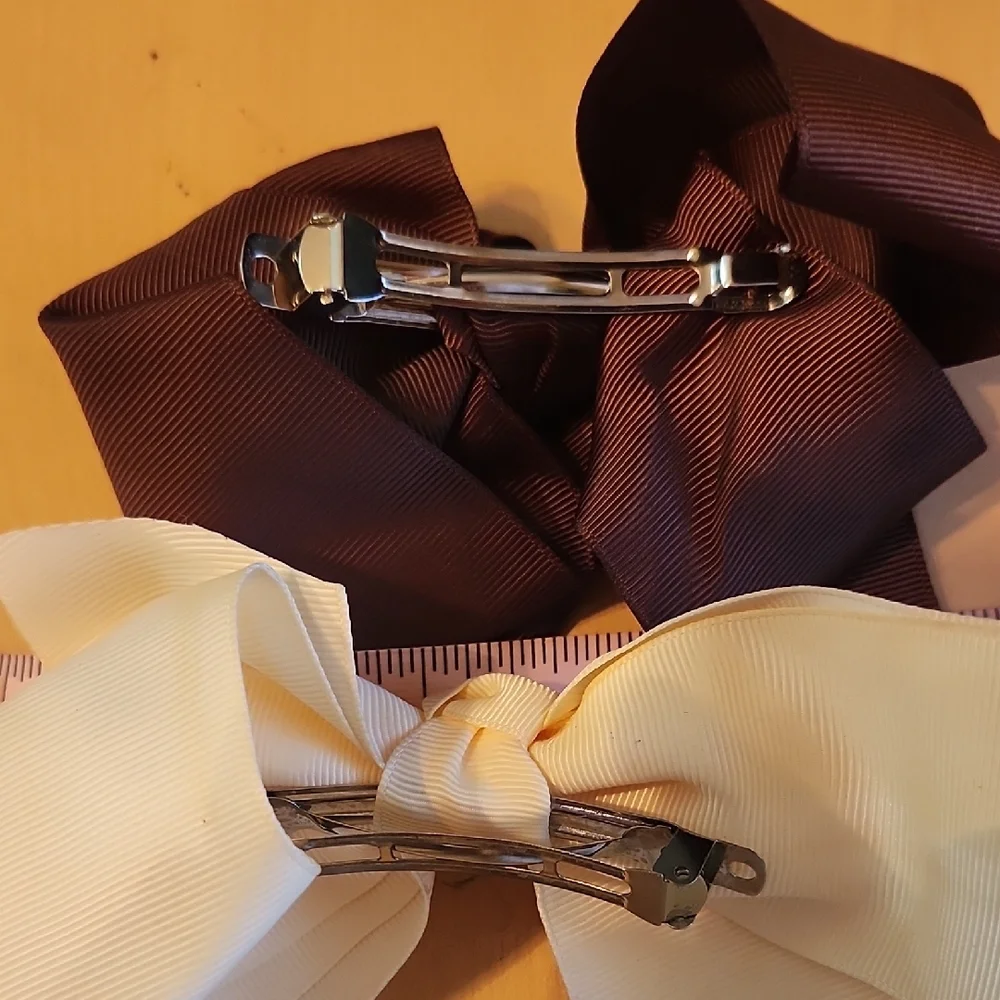 Elegant Brown and Cream Hair Bows